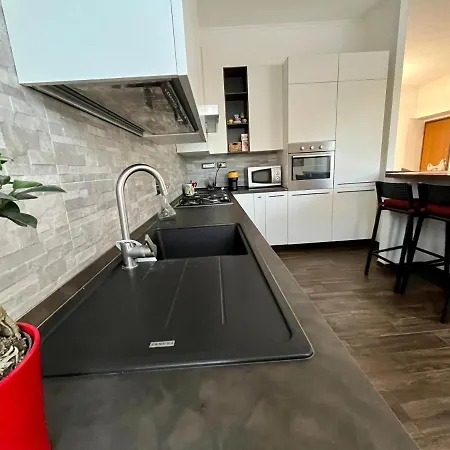 Apartamento Casa Mcdoor *